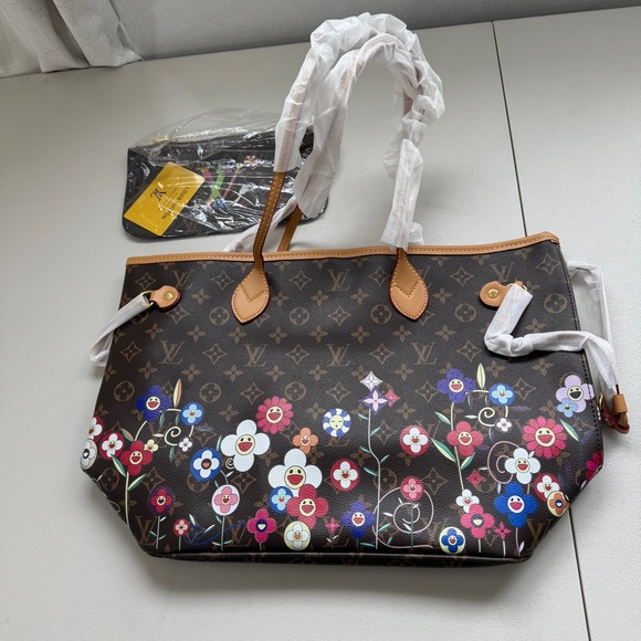 Big brown tote with flowers and matching pouch nwt - Picture 1 of 11